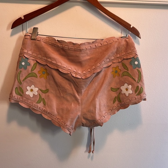 Free People Bali Honeybuzz Suede Shorts by Sorbet Size 4 NWT - Picture 6 of 15